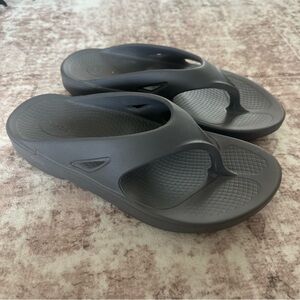 OOFOS OOriginal Unisex Slate Recovery Sandal  | US Men's 10 Women's 12 EUR 43